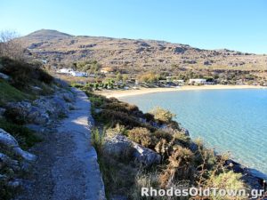 Sentiero tra Lindos Skala e la spiaggia principale